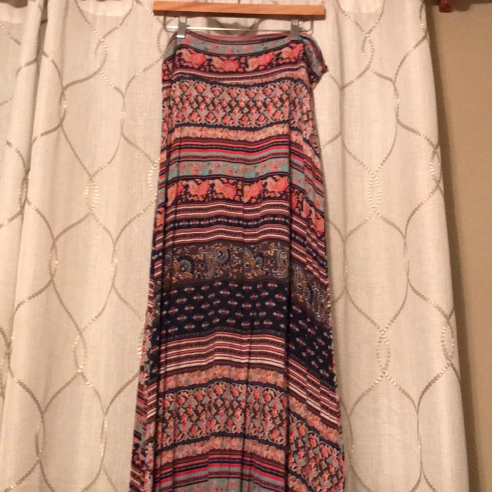 Maxi skirt